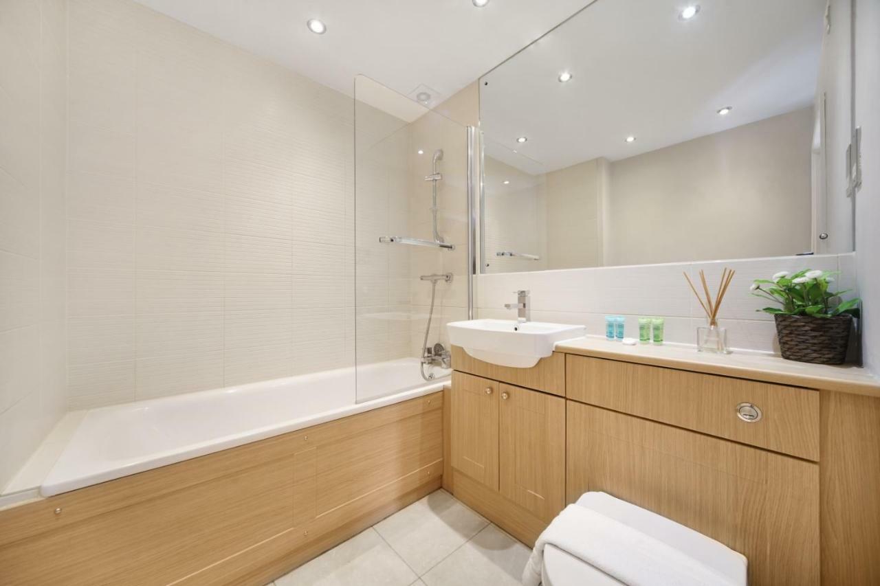 2 Bed Executive Penthouse Near Liverpool Street Free Wifi By City Stay Aparts ロンドン エクステリア 写真