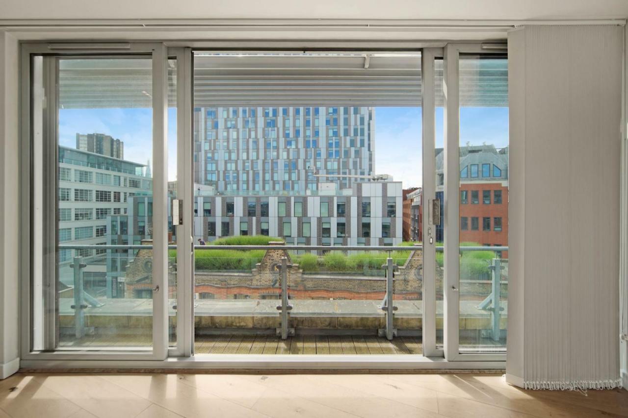 2 Bed Executive Penthouse Near Liverpool Street Free Wifi By City Stay Aparts ロンドン エクステリア 写真